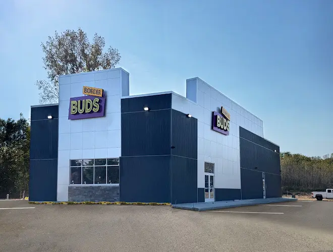 Border Buds storefront – New Buffalo cannabis dispensary near Indiana border
