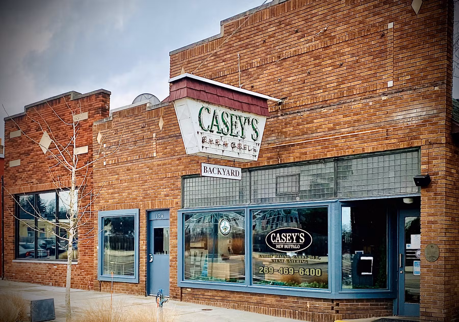 Casey’s New Buffalo interior – dining and bar area